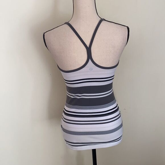 Lululemon Power Y Tank Top Size 4 - Picture 7 of 12